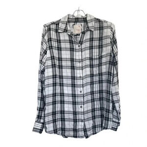 SO Favorite Shirt Long sleeve button down Black and White Juniors Large